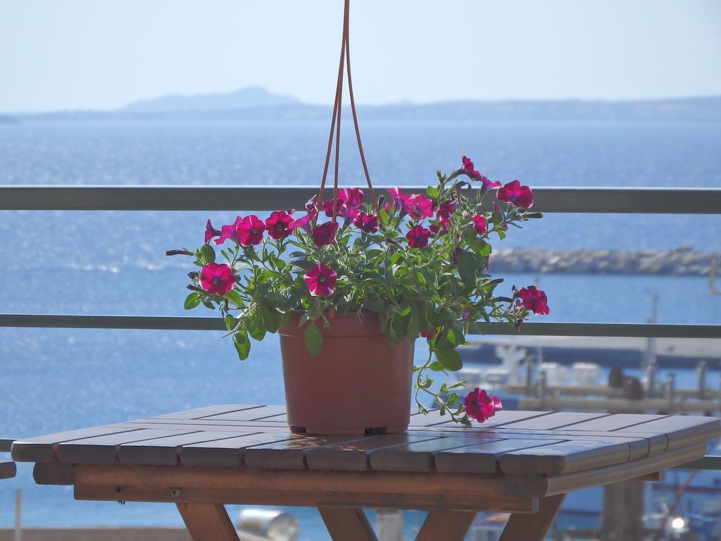 Naxos Illusion Nikos Verikokos Naxos City 外观 照片